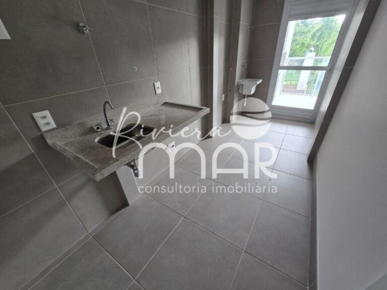 09 (9)